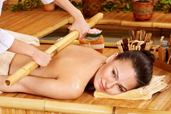 Masaże manualne: masaż bambusem